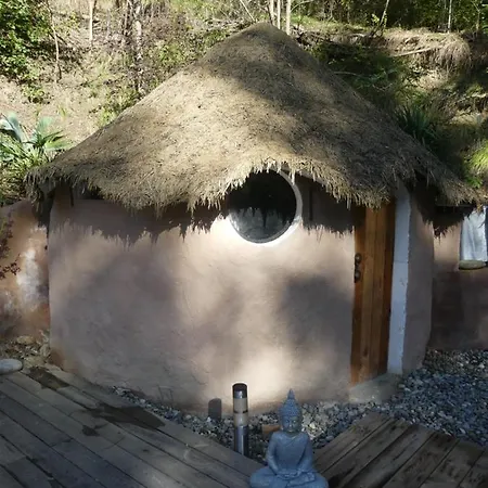 Gite Unique Et Piscine Privative Dans Un Ecrin De Verdure Calmont  Exterior photo
